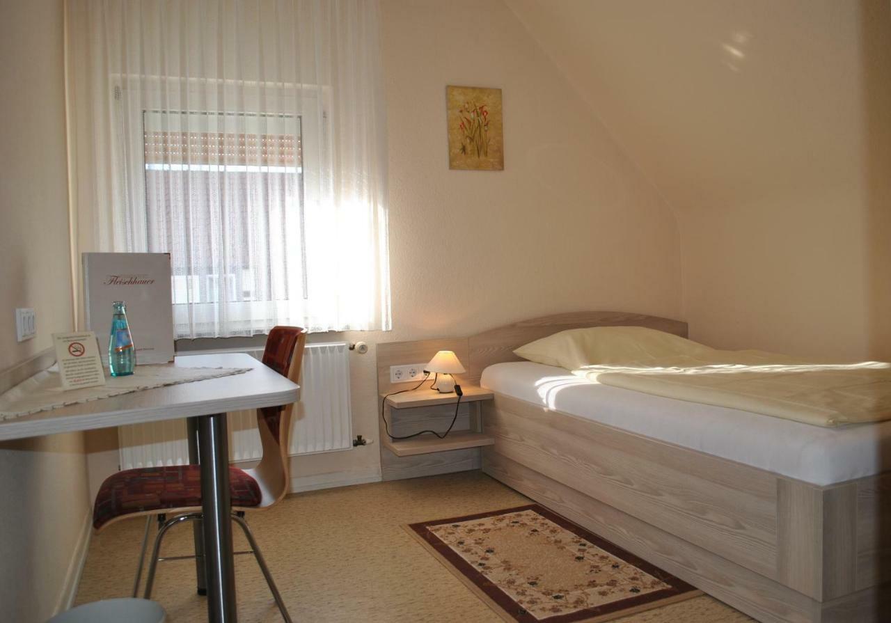 Landgasthof Fleischhauer Homberg  Buitenkant foto