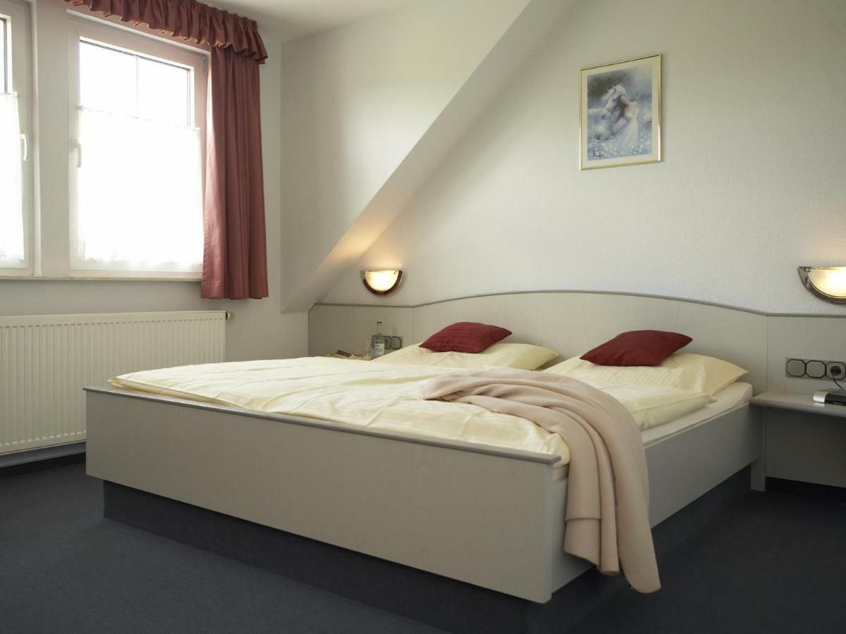 Landgasthof Fleischhauer Homberg  Buitenkant foto