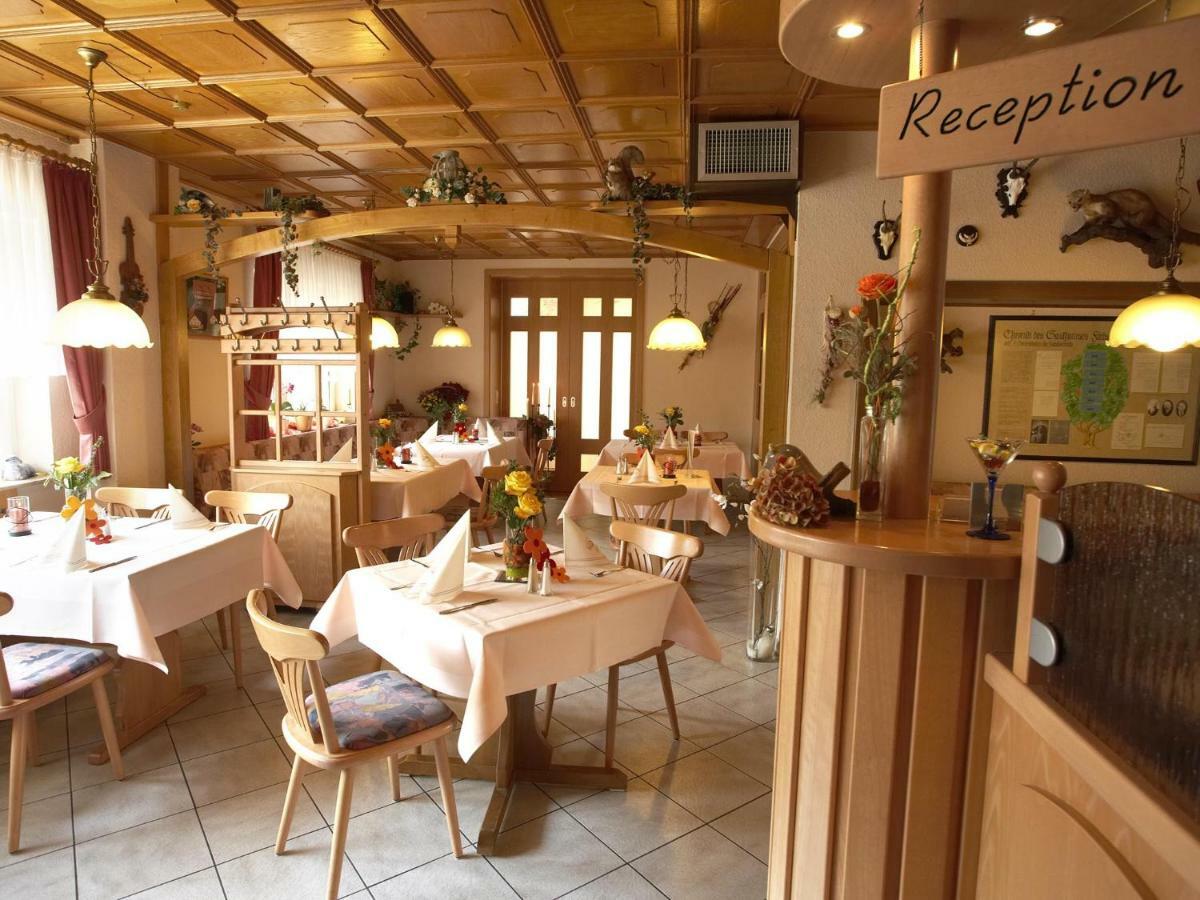 Landgasthof Fleischhauer Homberg  Buitenkant foto